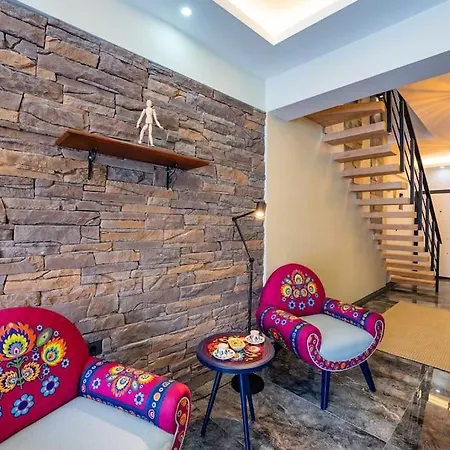 Sehrin Merkezinde Sik Bir Daire - Ocek Homes Adin Fethiye