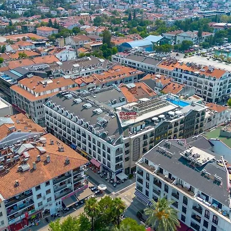Apartment Sehrin Merkezinde Sik Bir Daire - Ocek Homes Adin