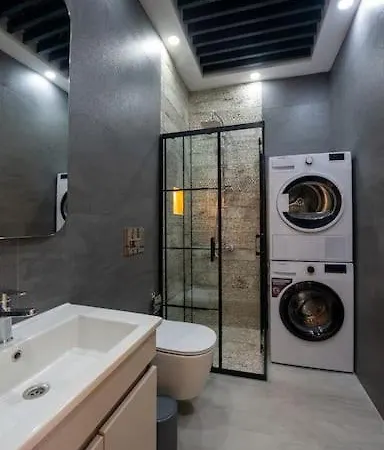 Sehrin Merkezinde Sik Bir Daire - Ocek Homes Adin Fethiye