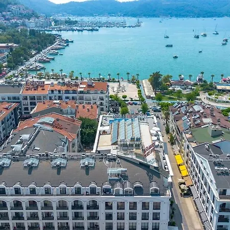 Sehrin Merkezinde Sik Bir Daire - Ocek Homes Adin * Fethiye